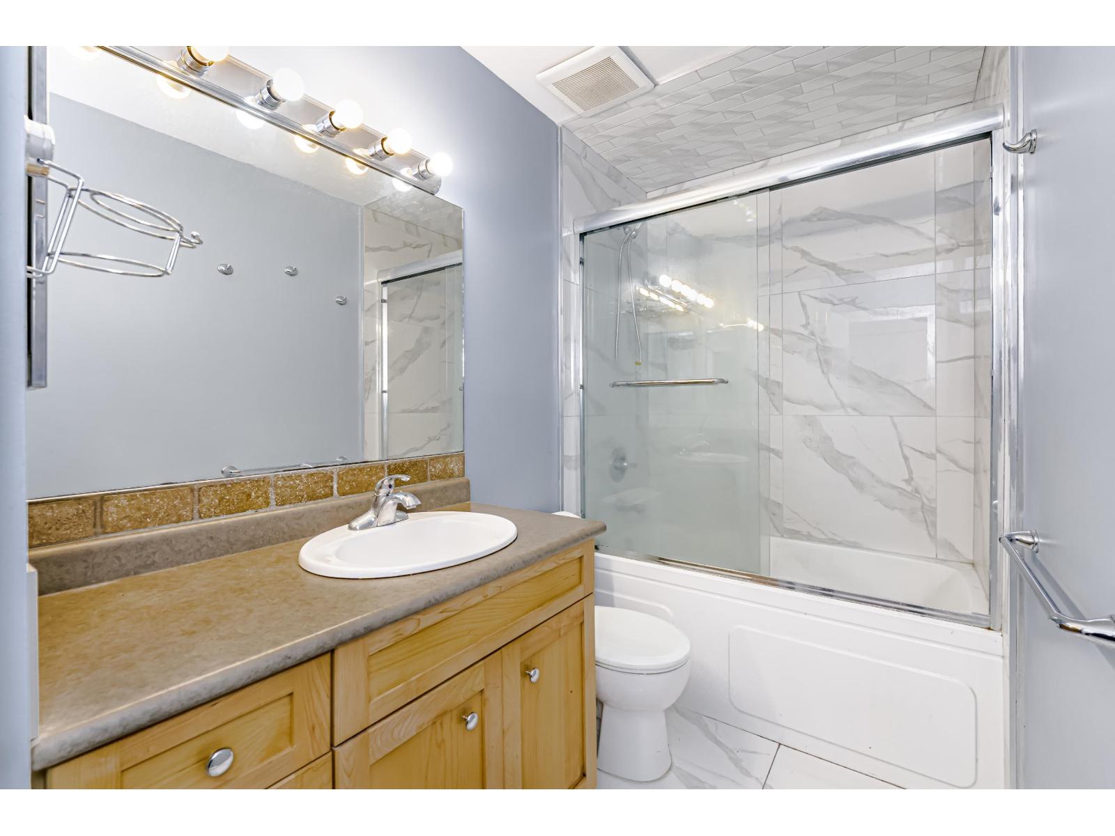 135 7325 140 STREET, Surrey