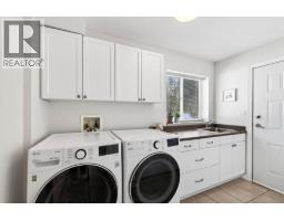 370 Wyndhaven Place, Clearwater, BC V0E1N1 Photo 18