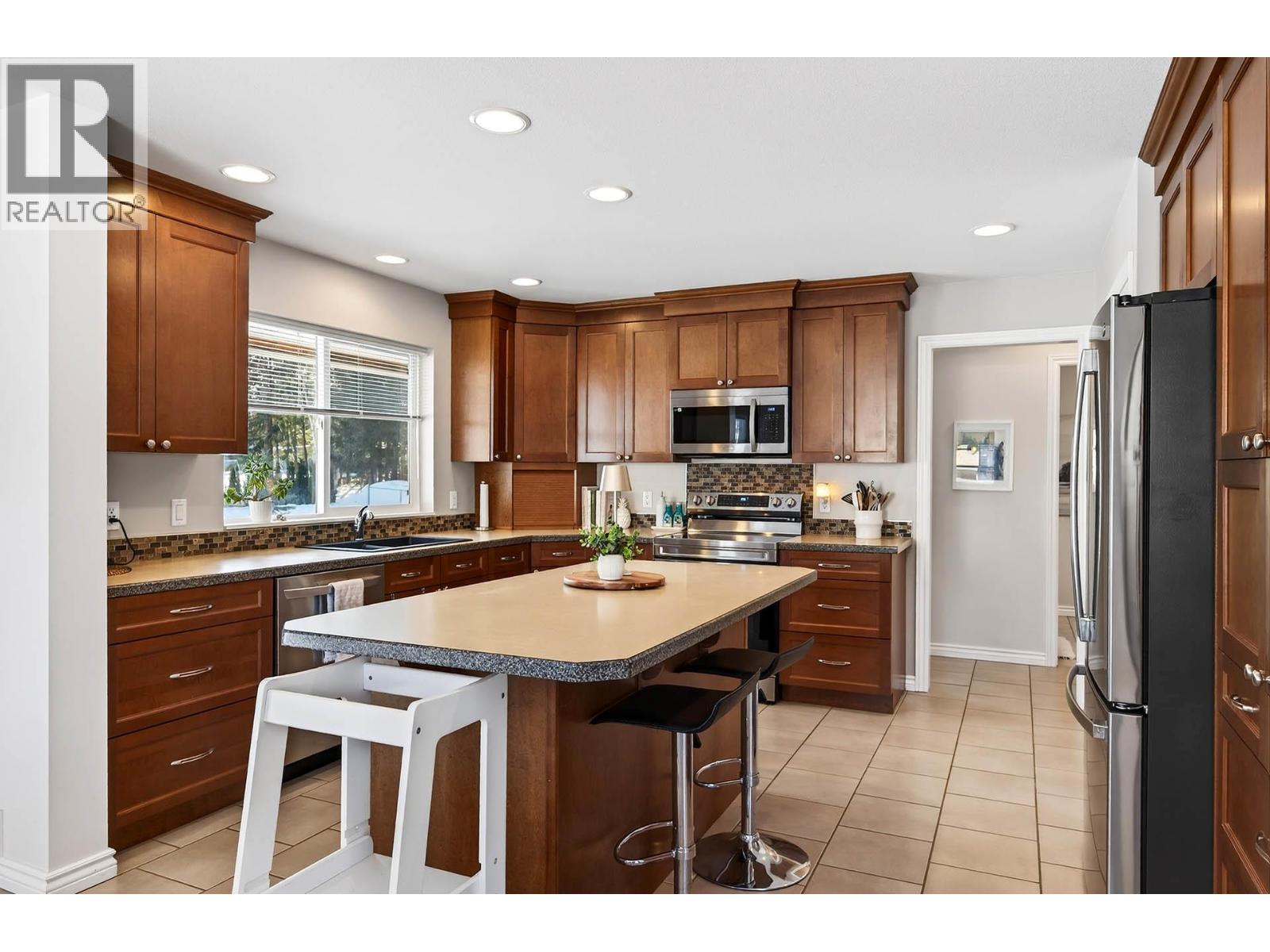 370 Wyndhaven Place - 4
