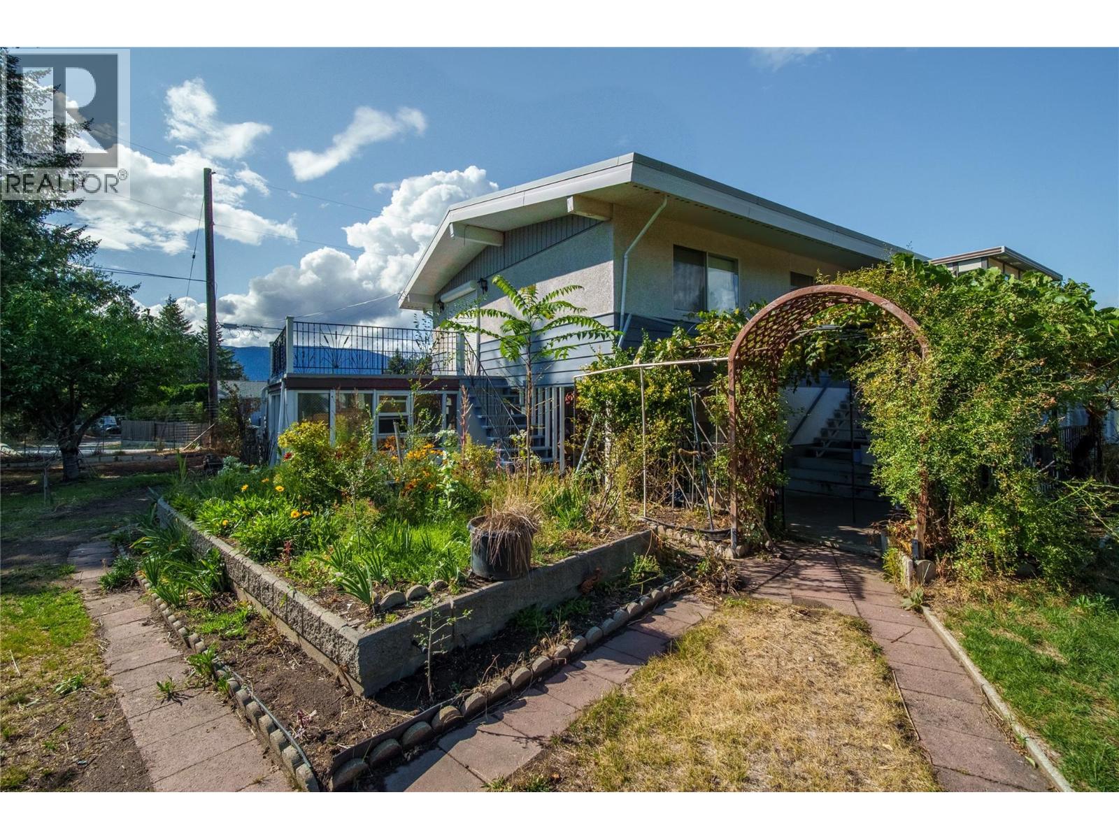 980 Orillia Street, Penticton
