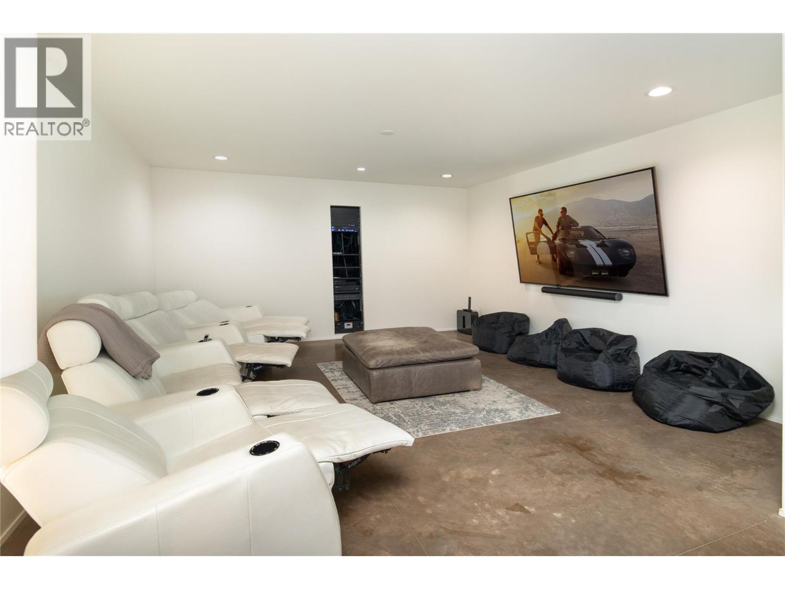 4840 LAKESHORE Road, Kelowna