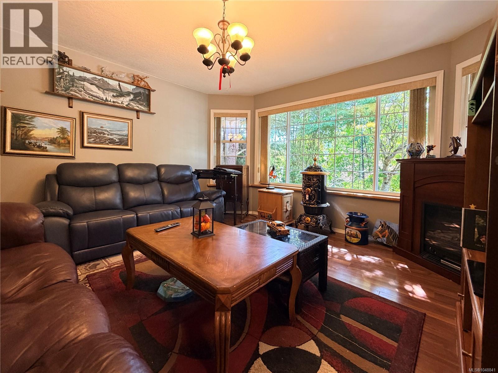 555 Hooper Pl - 7