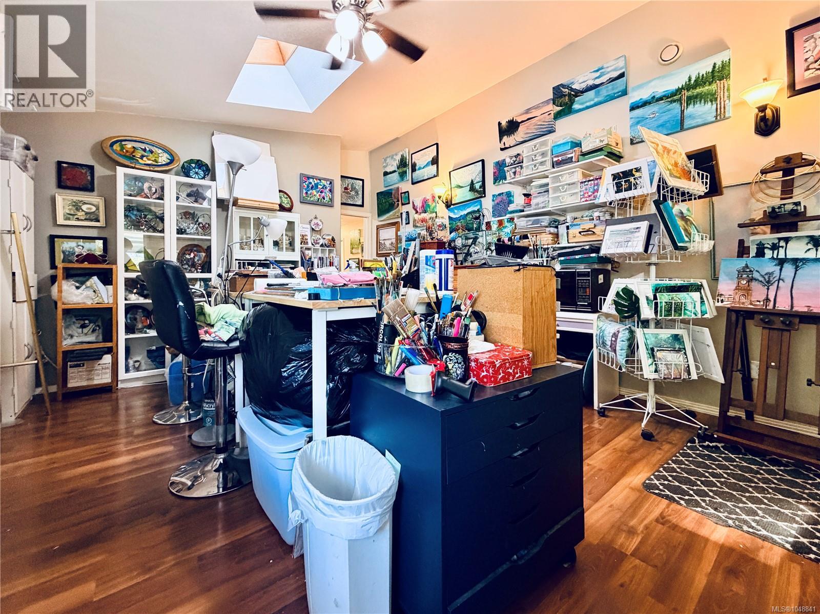 555 Hooper Pl - 17