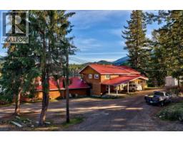 361 Ridge Drive, Clearwater, BC V0E1N2 Photo 12