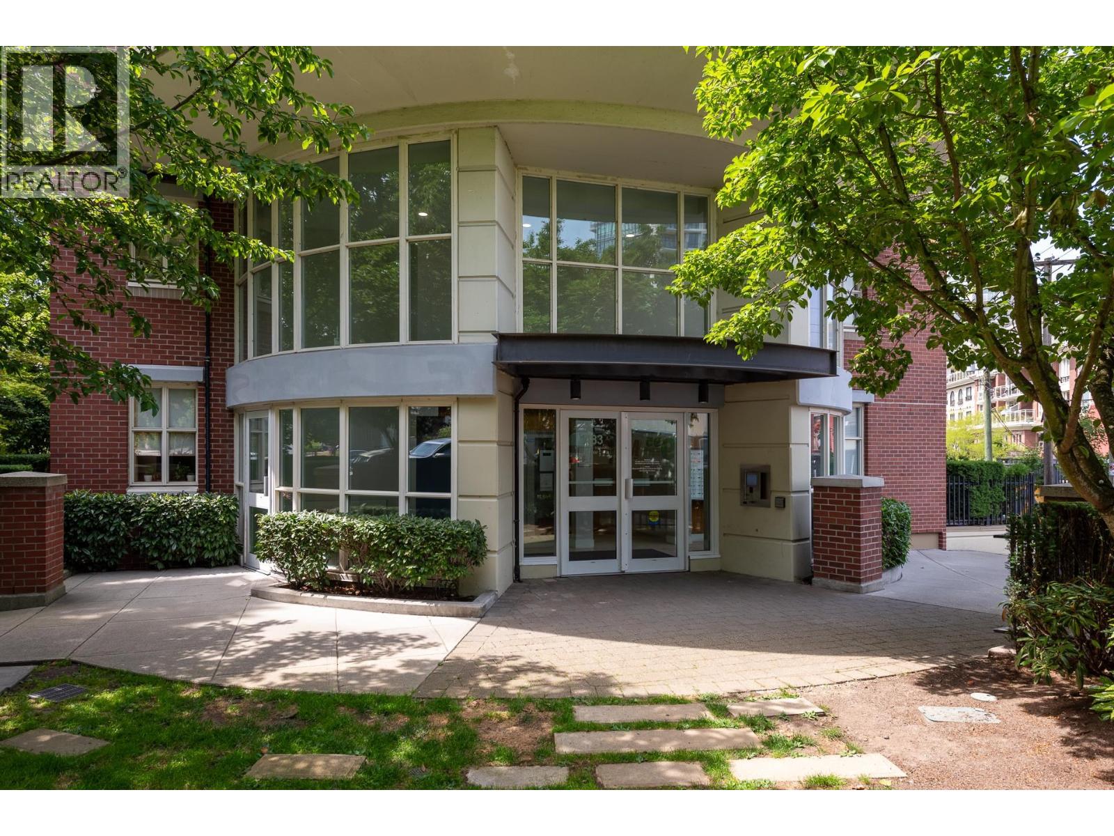 656 1483 E KING EDWARD AVENUE, Vancouver — photo 2