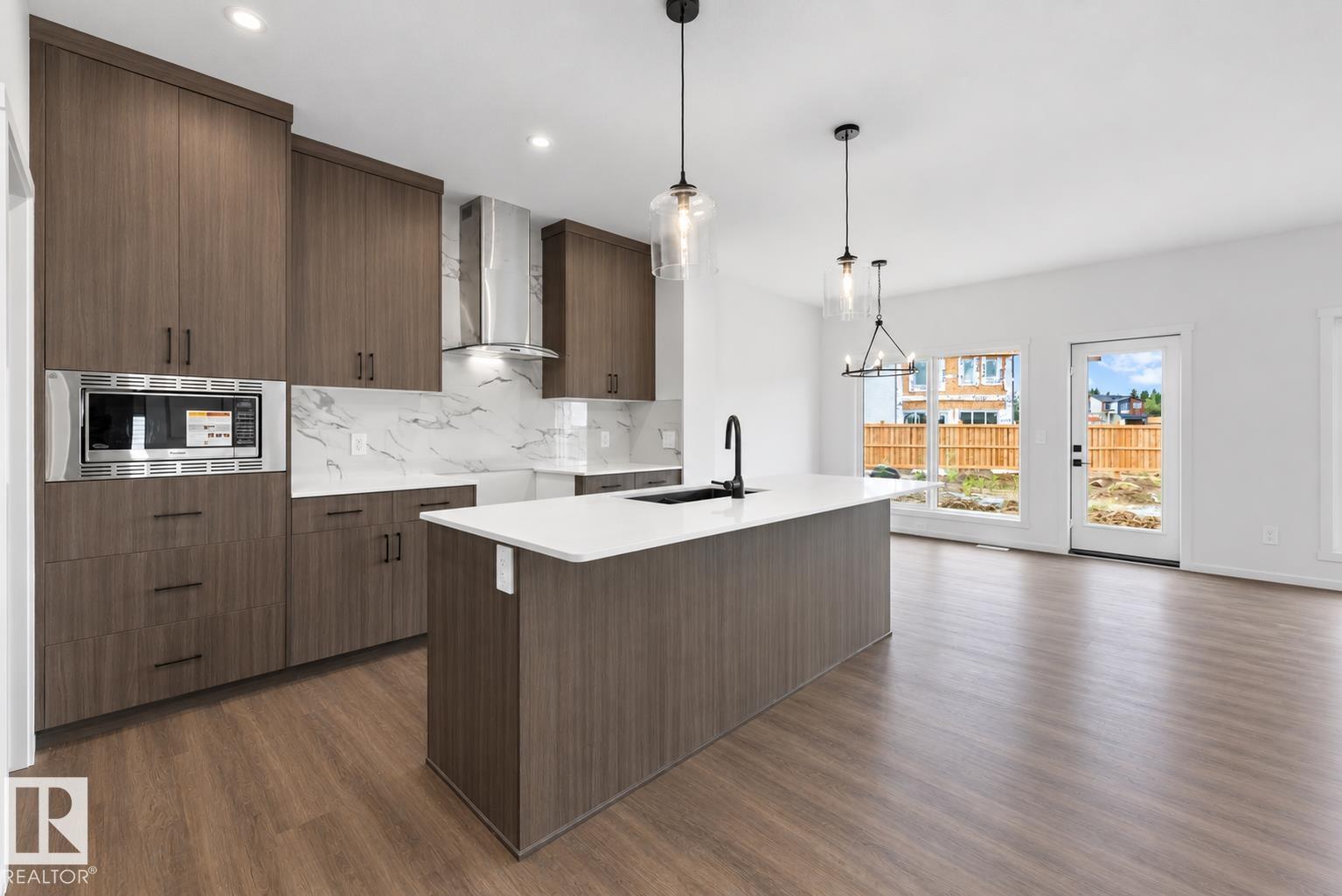 544 22 ST SW - 9