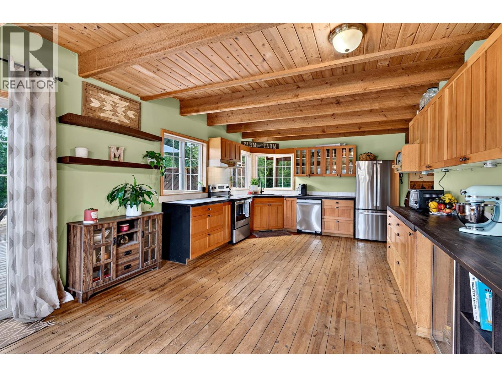 230 Sunshine Valley Road - Image 4