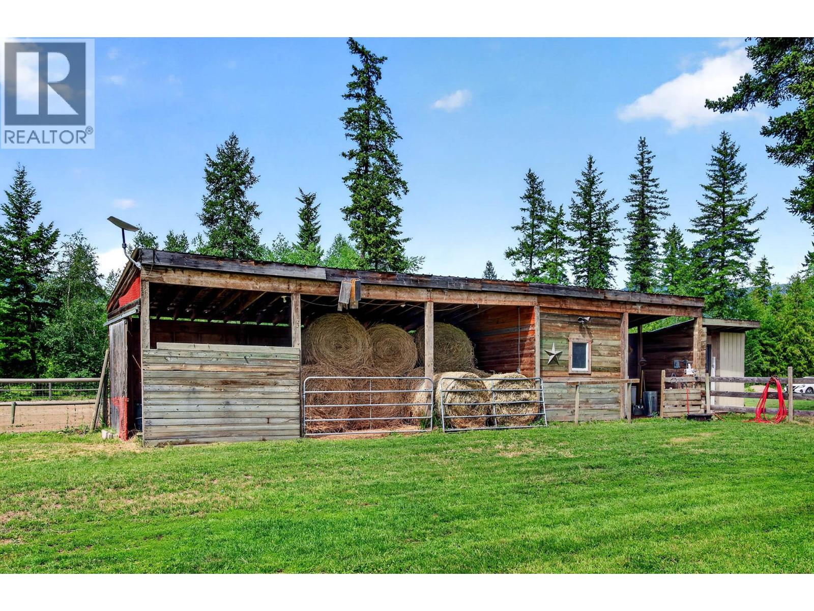 230 Sunshine Valley Road - Image 69
