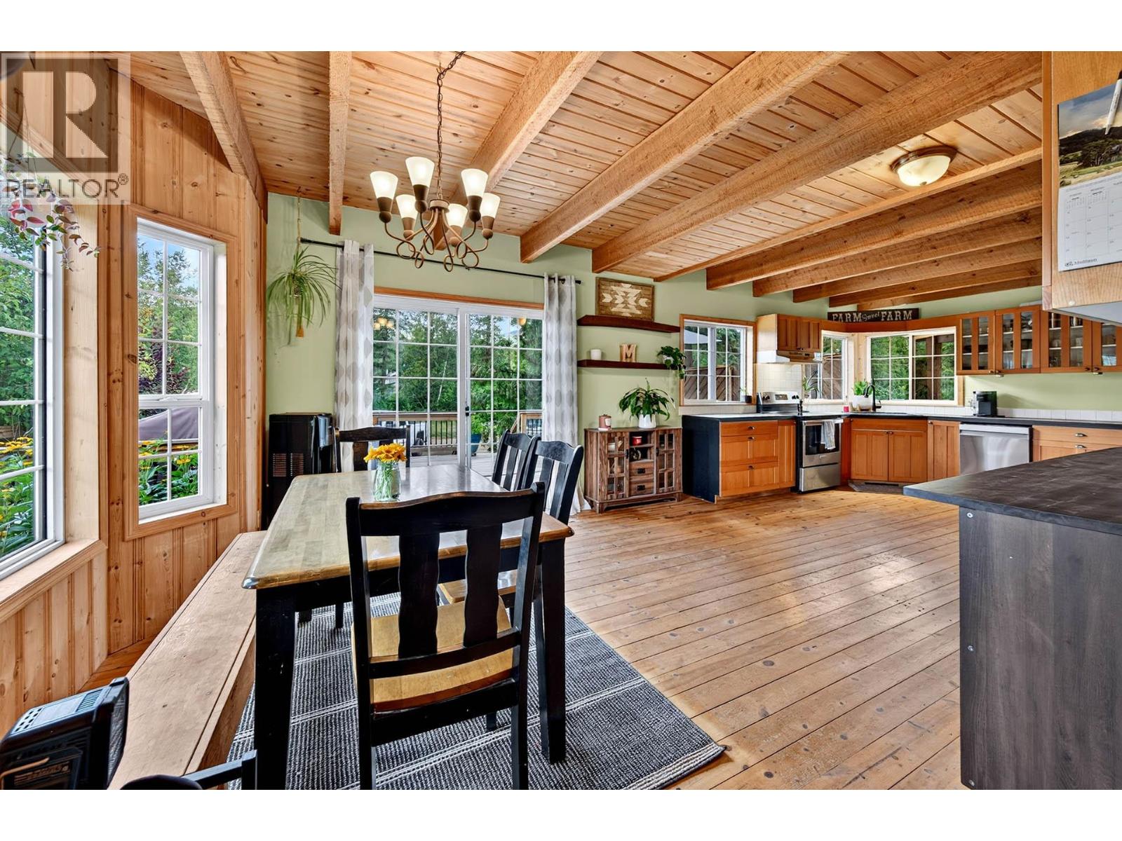 230 Sunshine Valley Road - Image 10