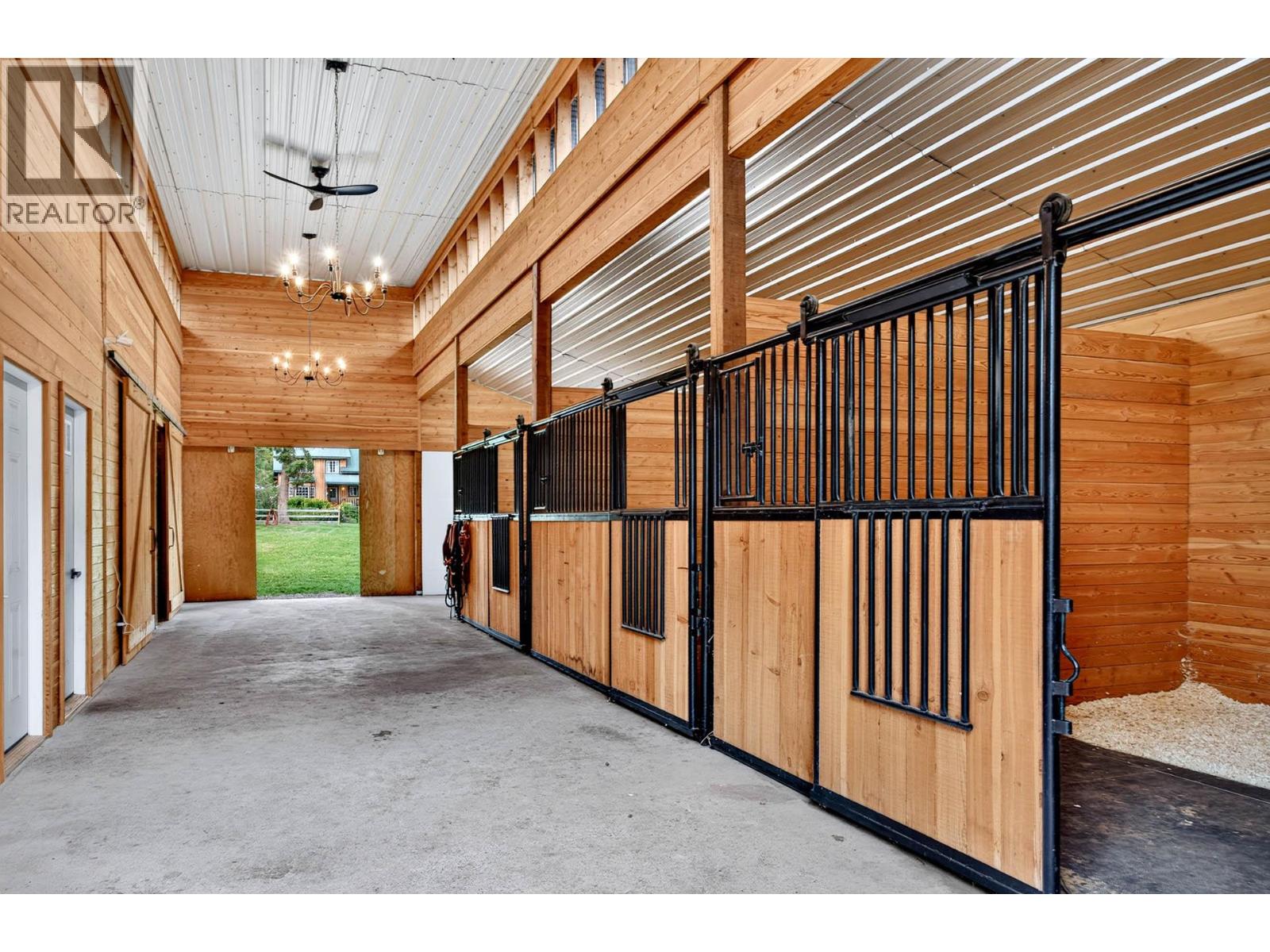 230 Sunshine Valley Road - Image 61