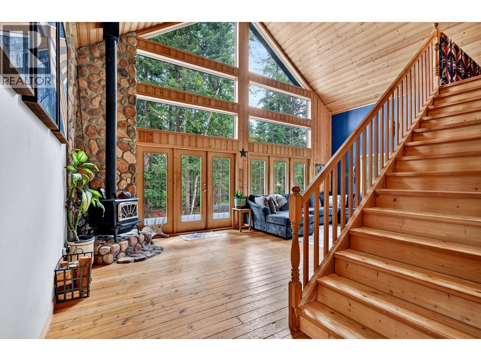 230 Sunshine Valley Road - Image 22