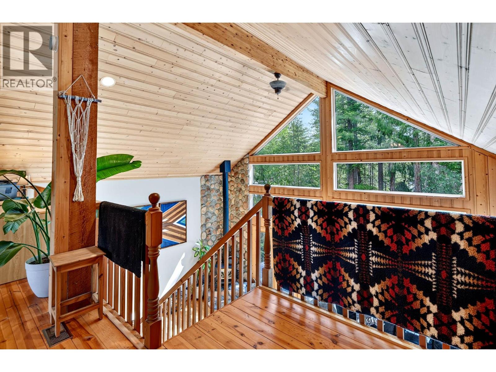 230 Sunshine Valley Road - Image 31