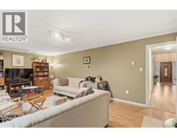4729 Canada Way, Burnaby, BC V5G1L3 Photo 15