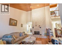 4729 Canada Way, Burnaby, BC V5G1L3 Photo 7