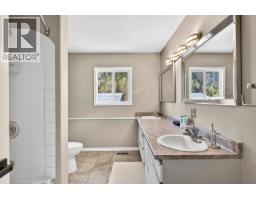 985 Old N Thompson Highway, Clearwater, BC V0E1N2 Photo 31