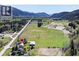 985 Old N Thompson Highway, Clearwater, BC V0E1N2 Photo 70