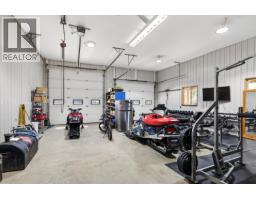 985 Old N Thompson Highway, Clearwater, BC V0E1N2 Photo 50