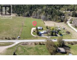 985 Old N Thompson Highway, Clearwater, BC V0E1N2 Photo 71