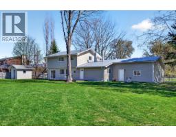 985 Old N Thompson Highway, Clearwater, BC V0E1N2 Photo 37