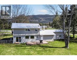 985 Old N Thompson Highway, Clearwater, BC V0E1N2 Photo 38