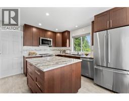 2934 Juniper Crescent, Sorrento, BC V0E2W2 Photo 21