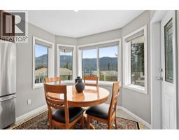 2934 Juniper Crescent, Sorrento, BC V0E2W2 Photo 22