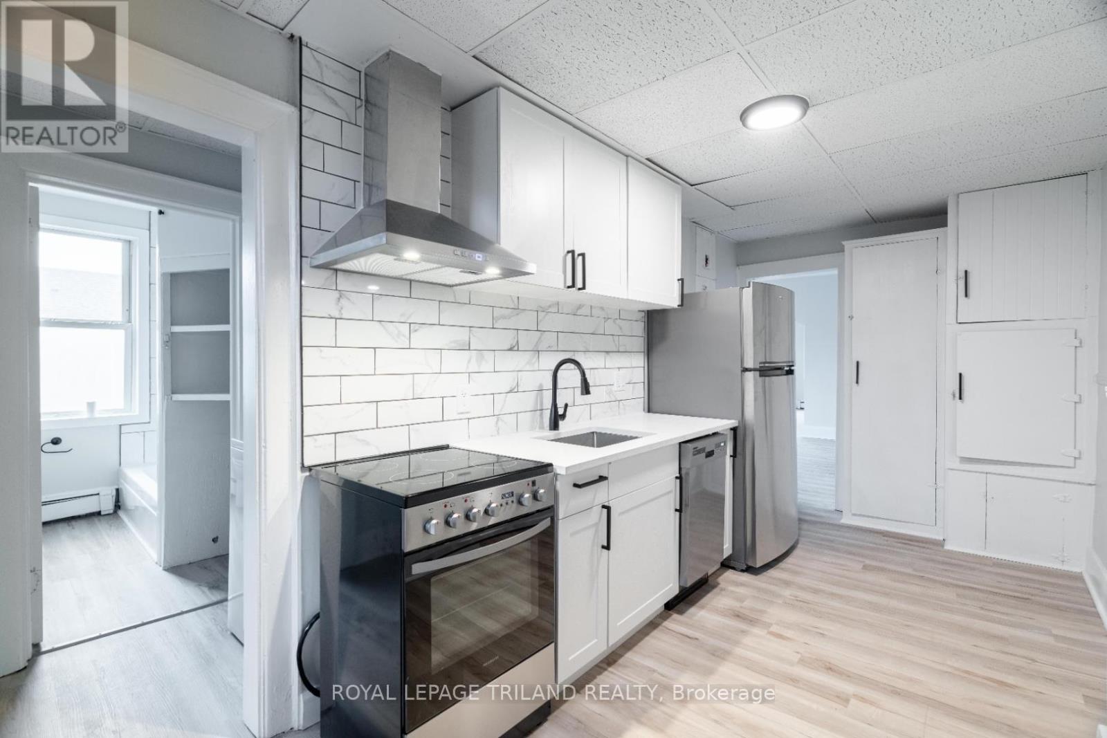 3 - 425 MCKENZIE AVENUE, London South (South F) — photo 6