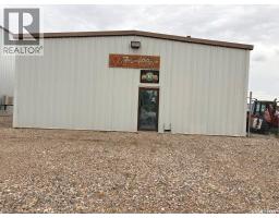 110 9th Avenue E, Kindersley, SK S0L1S0 Photo 6
