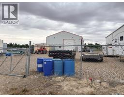 110 9th Avenue E, Kindersley, SK S0L1S0 Photo 9