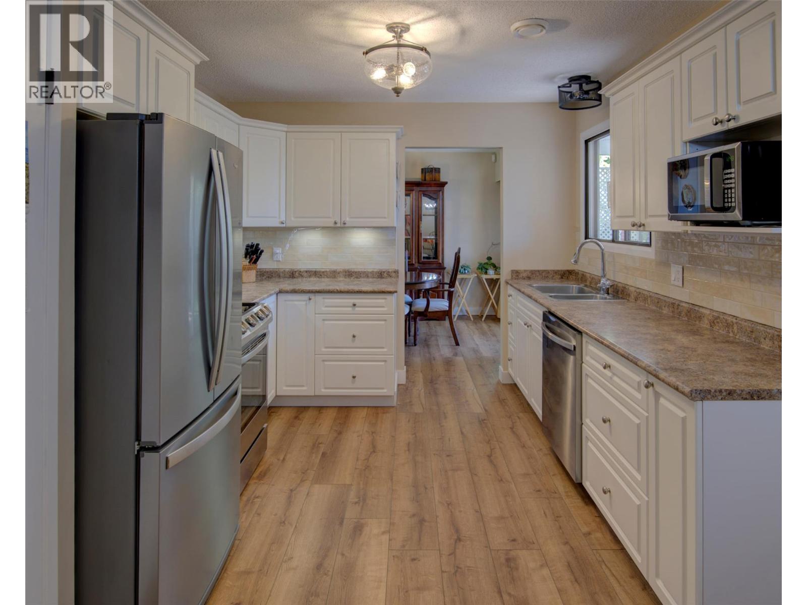 5894 Dedecker West Road, Vernon