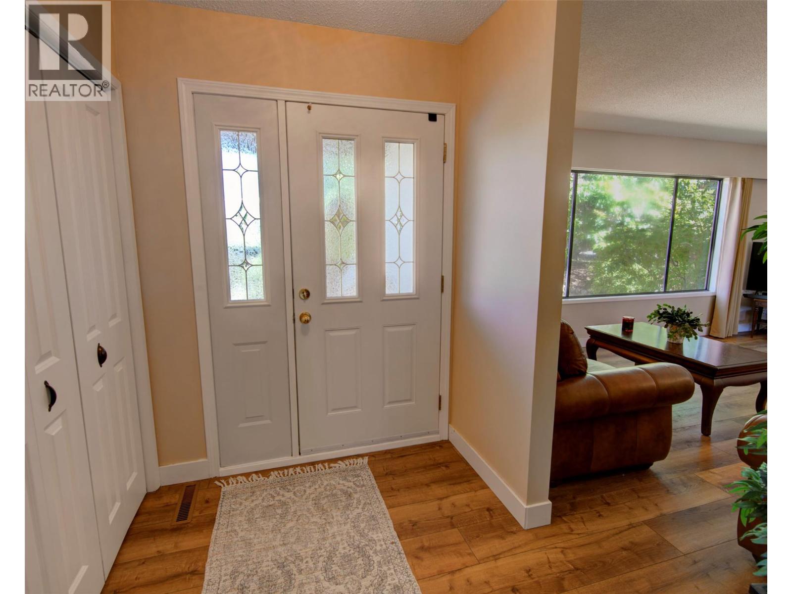 5894 Dedecker West Road, Vernon