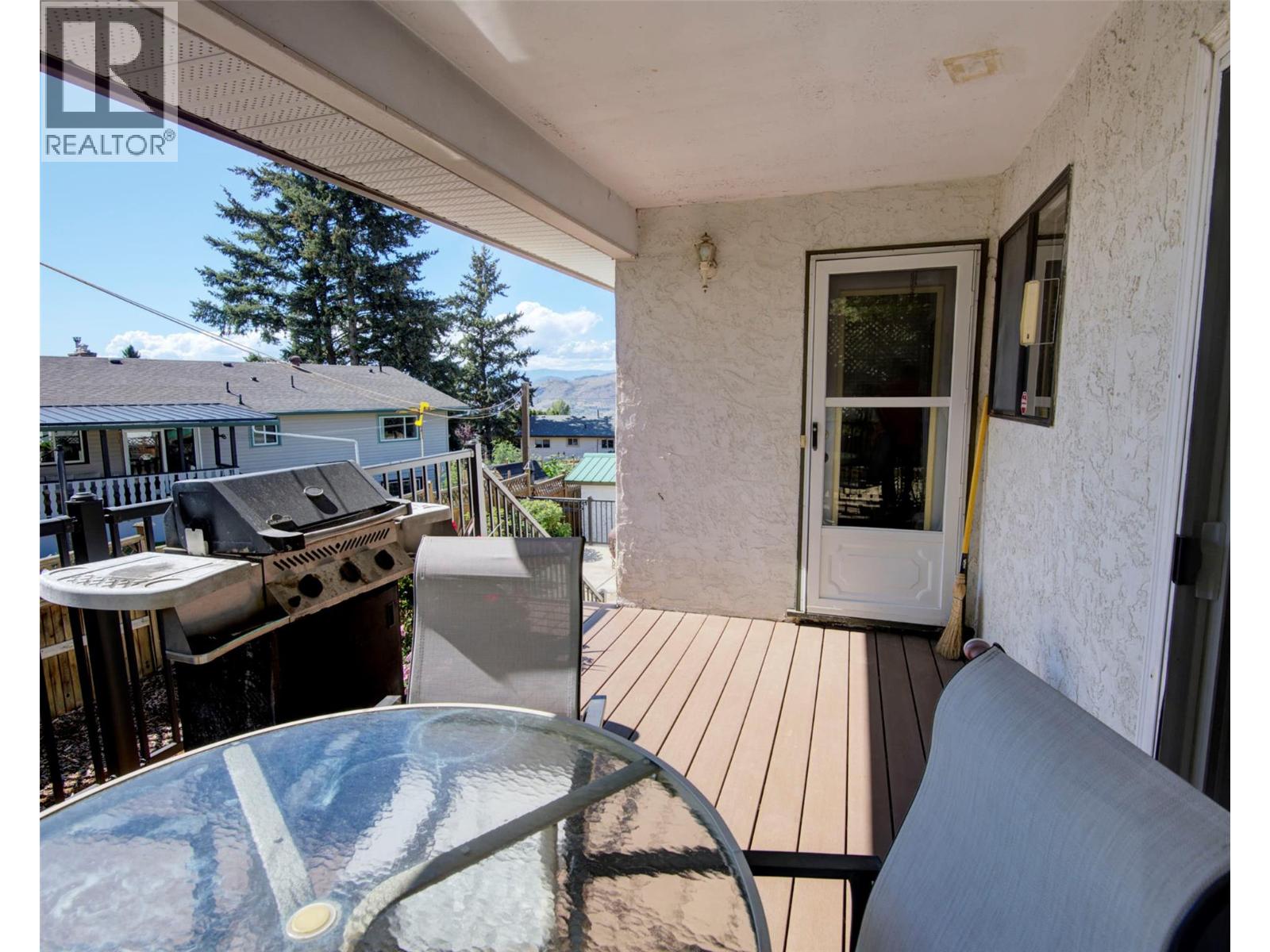 5894 Dedecker West Road, Vernon