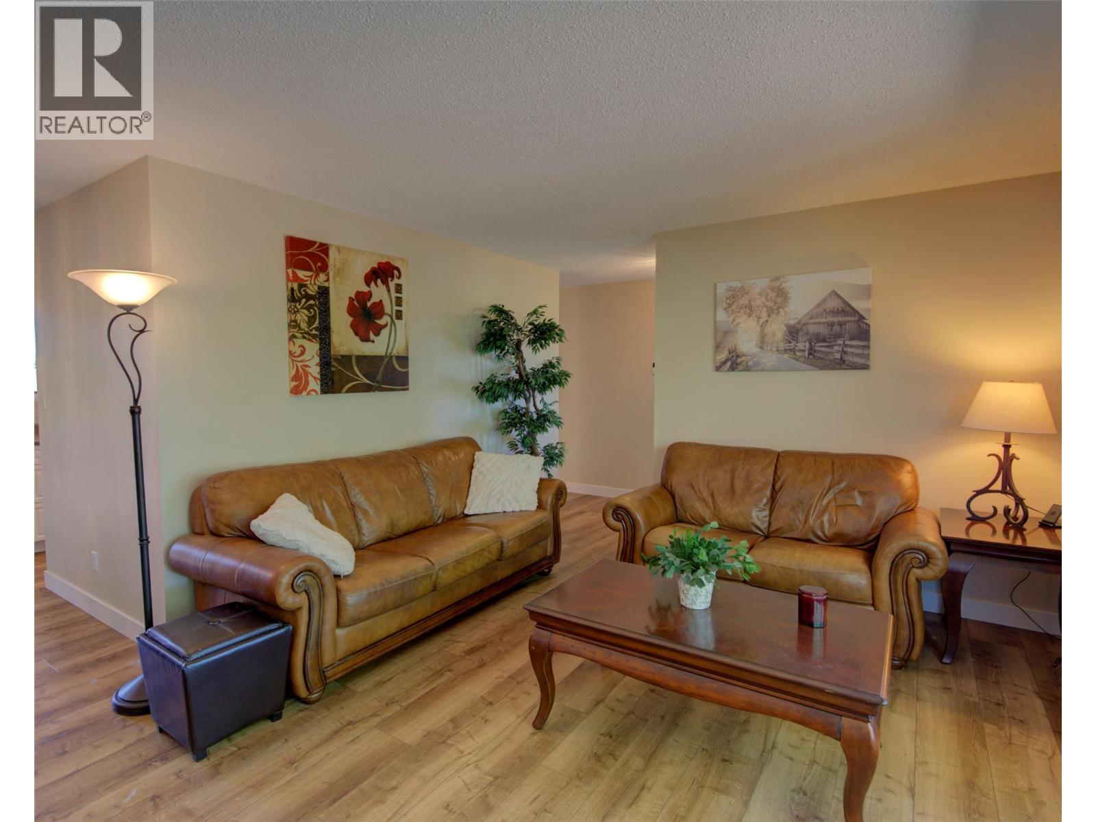 5894 Dedecker West Road, Vernon