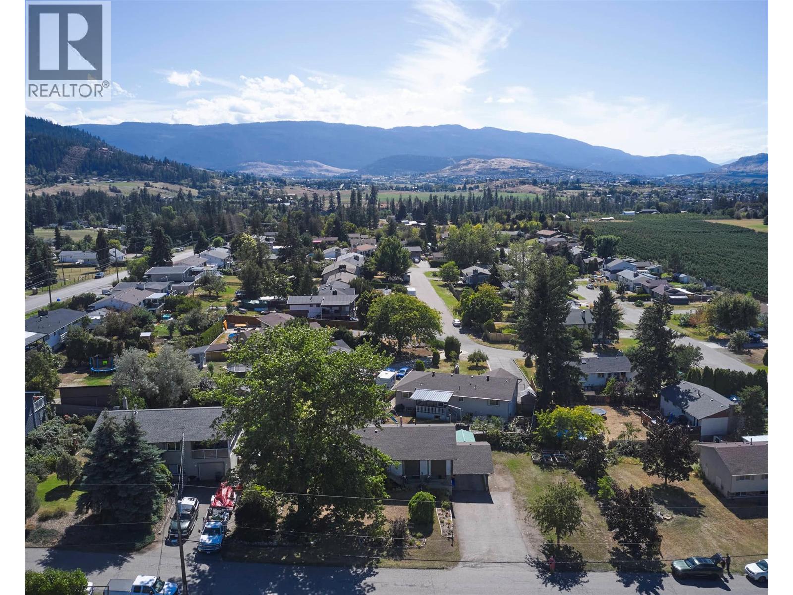 5894 Dedecker West Road, Vernon