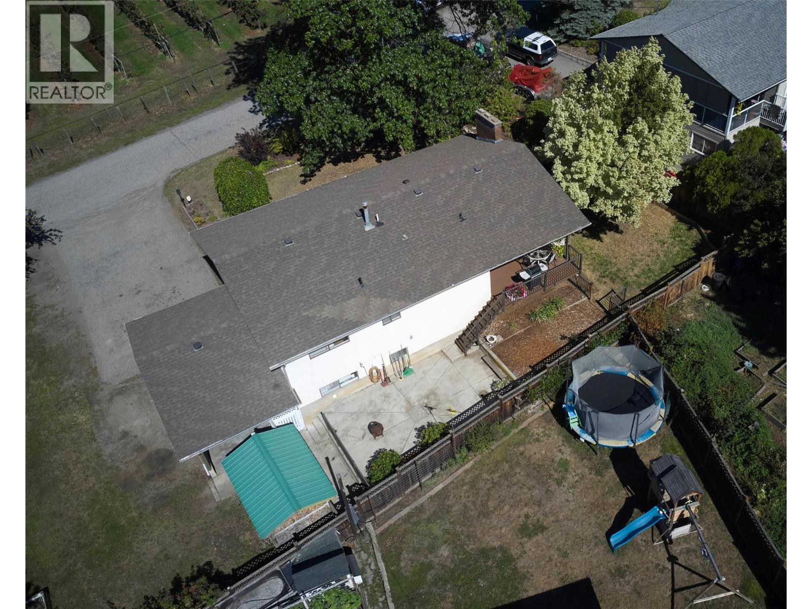 5894 Dedecker West Road, Vernon
