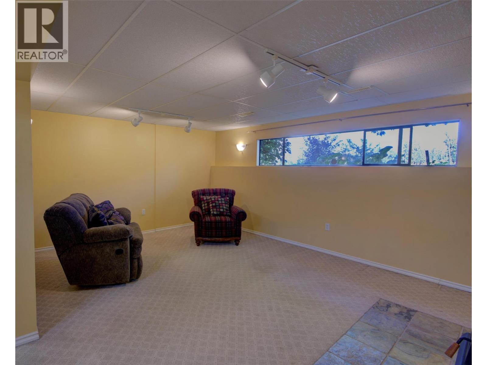5894 Dedecker West Road, Vernon