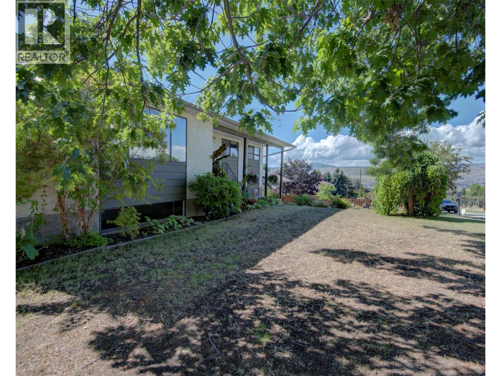 5894 Dedecker West Road, Vernon