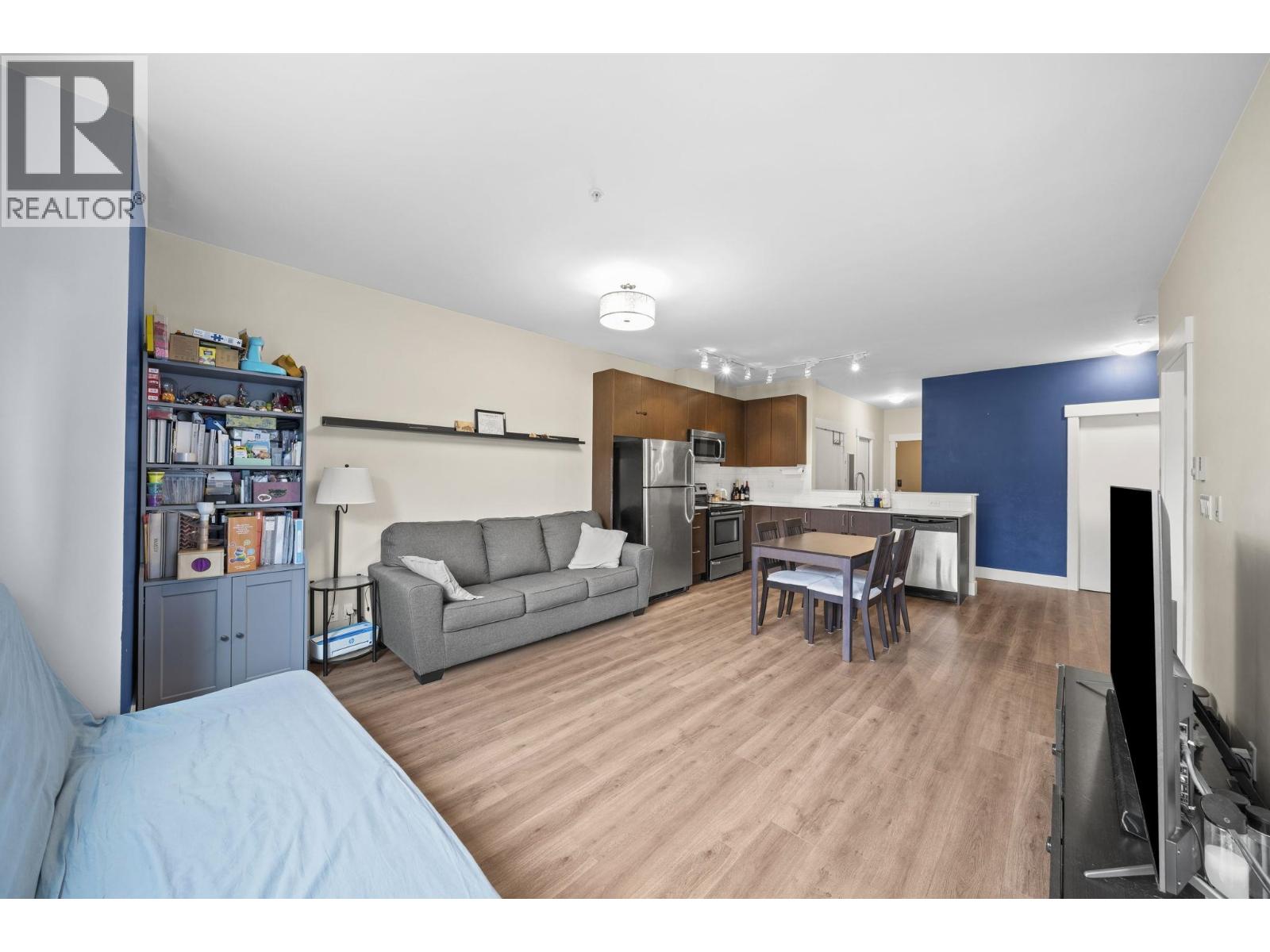 Photo of 308 2351 KELLY AVENUE 17