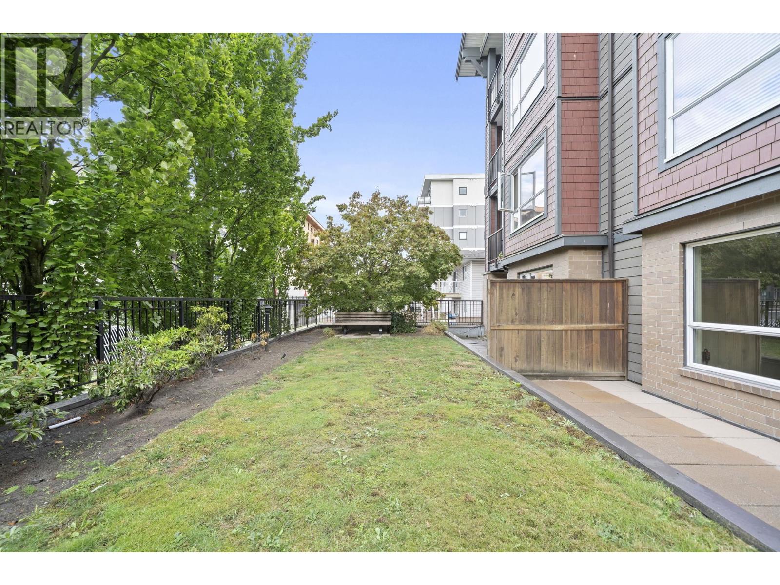 Photo of 308 2351 KELLY AVENUE 32