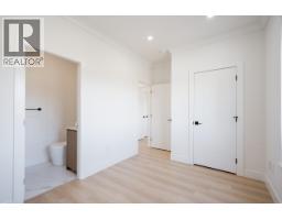2 6692 Napier Street, Burnaby, BC V5B2C3 Photo 36