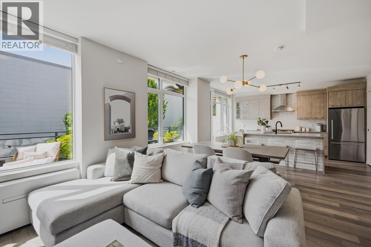 Property for sale at 1018 AUCKLAND STREET