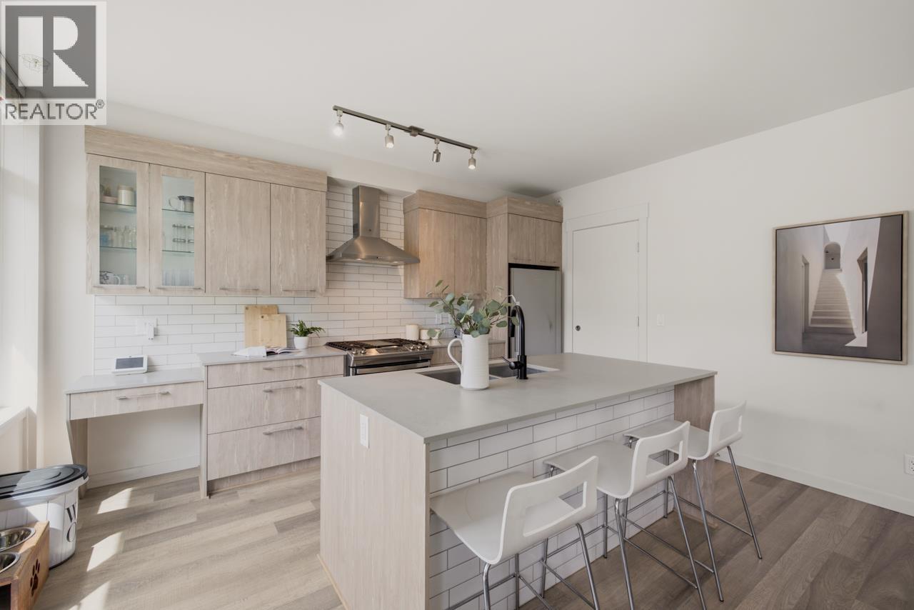 1018 AUCKLAND STREET, New Westminster — photo 8