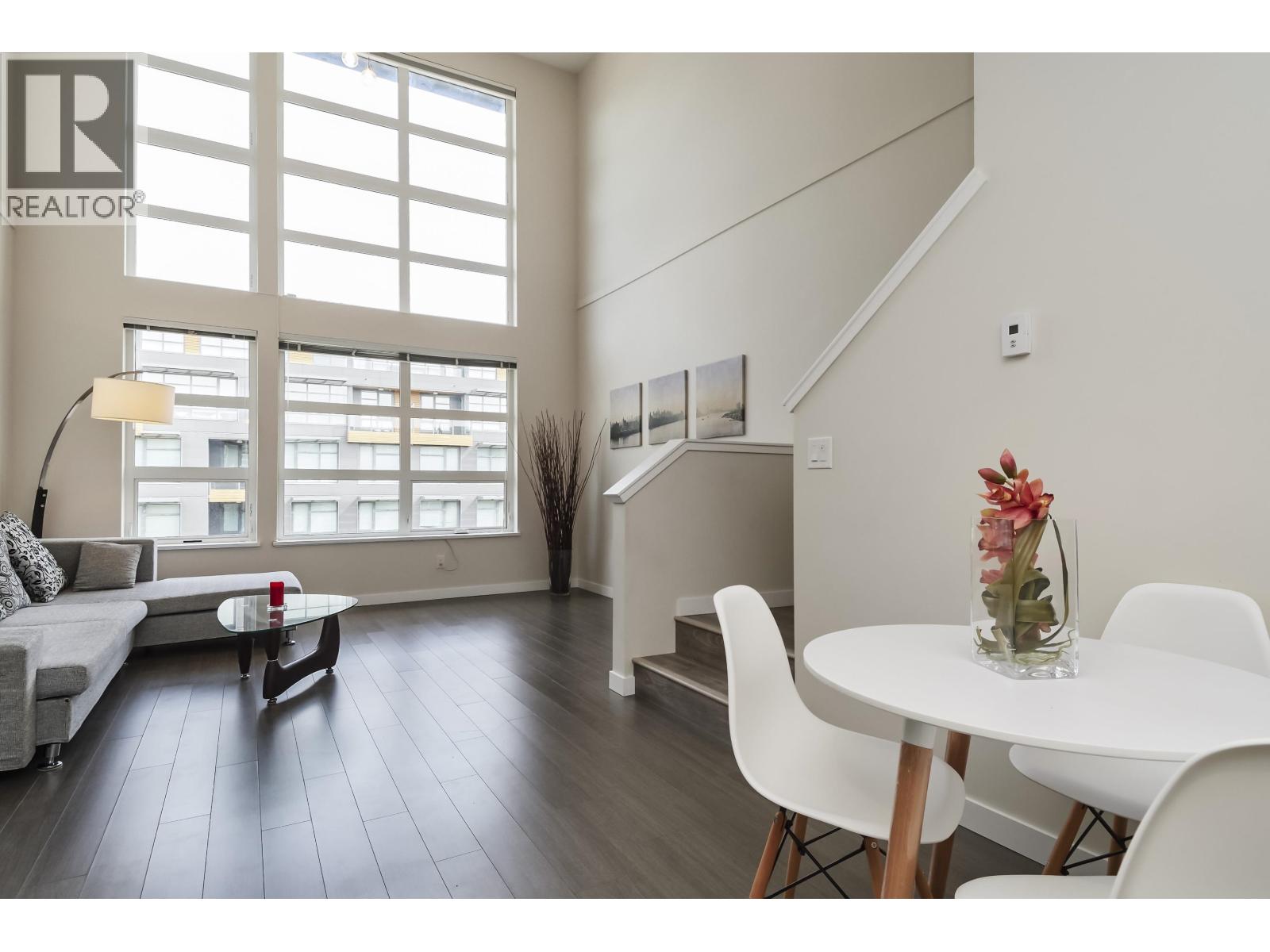 516 9168 SLOPES MEWS, Burnaby — photo 1