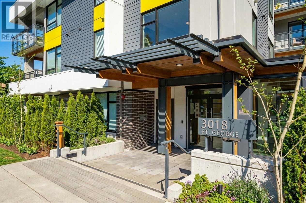 410 3018 ST GOERGE STREET, Port Moody — photo 1