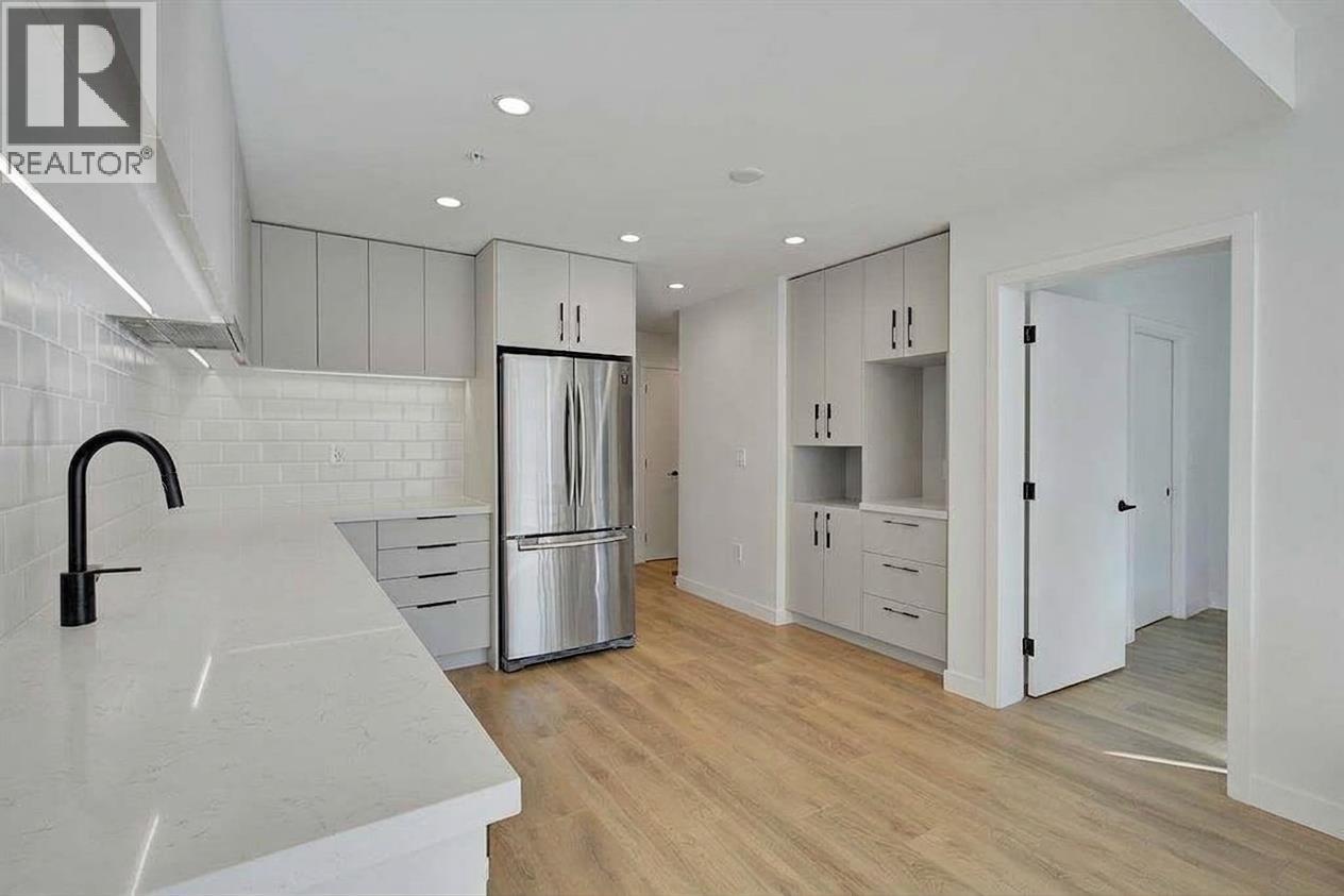 410 3018 ST GOERGE STREET, Port Moody — photo 3