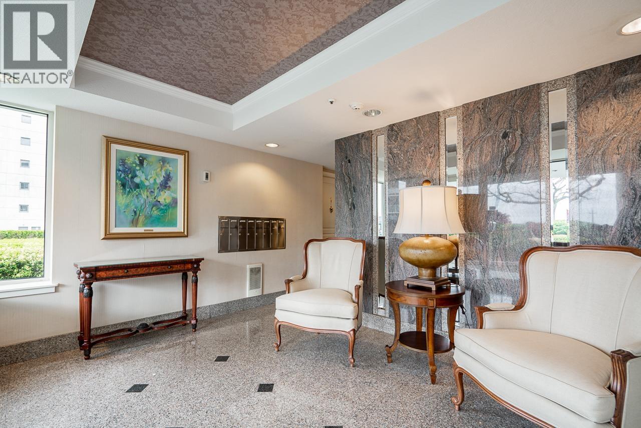 1 2243 BELLEVUE AVENUE, West Vancouver