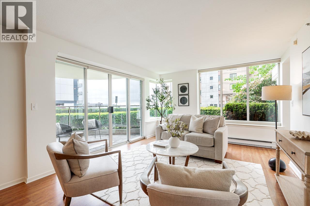 1 2243 BELLEVUE AVENUE, West Vancouver