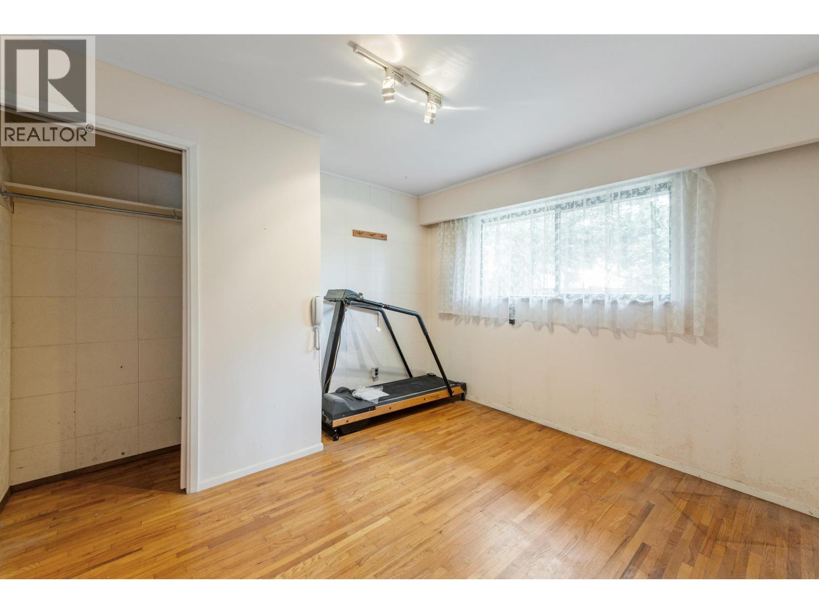 Photo of 2495 LAURALYNN DRIVE 24