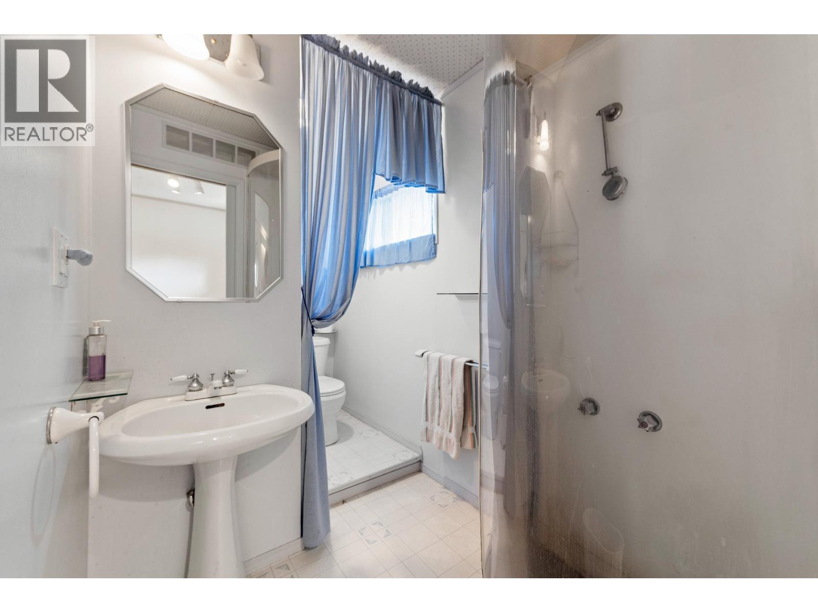 Photo of 2495 LAURALYNN DRIVE 30