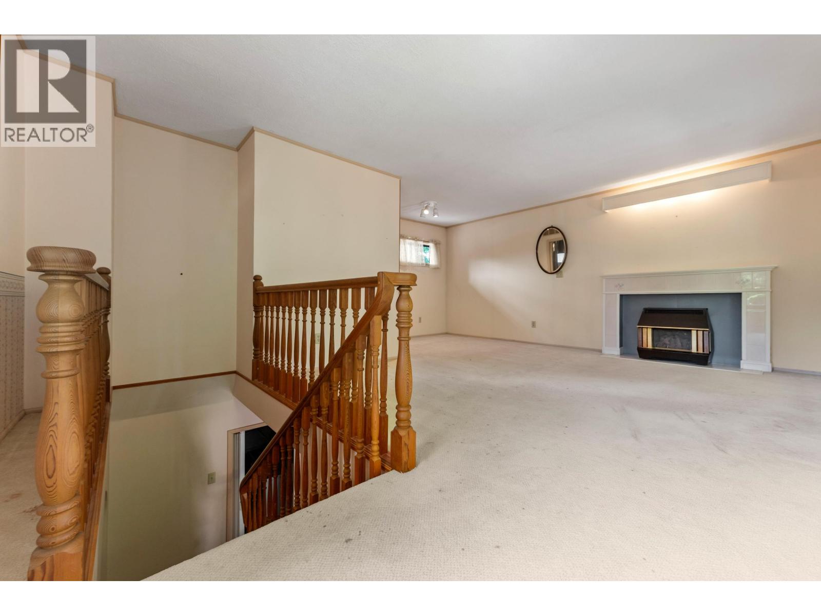 Photo of 2495 LAURALYNN DRIVE 34